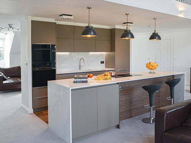View of Penthouse Apartment in Southampton | Raison Home